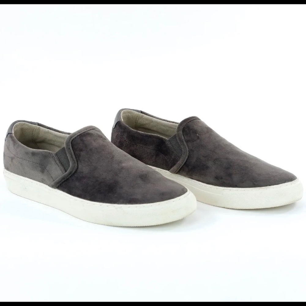 Skechers casual slip on sneakers